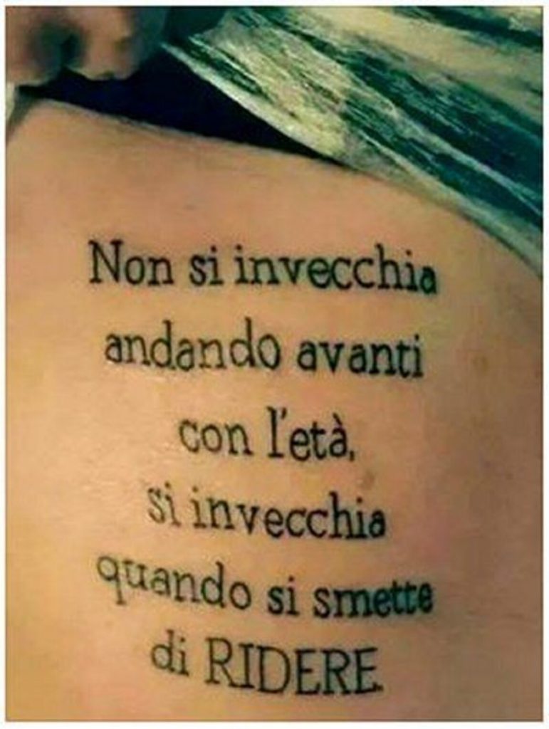 Non si invecchia andando avanti con l'età, si invecchia quando si smette di RIDERE